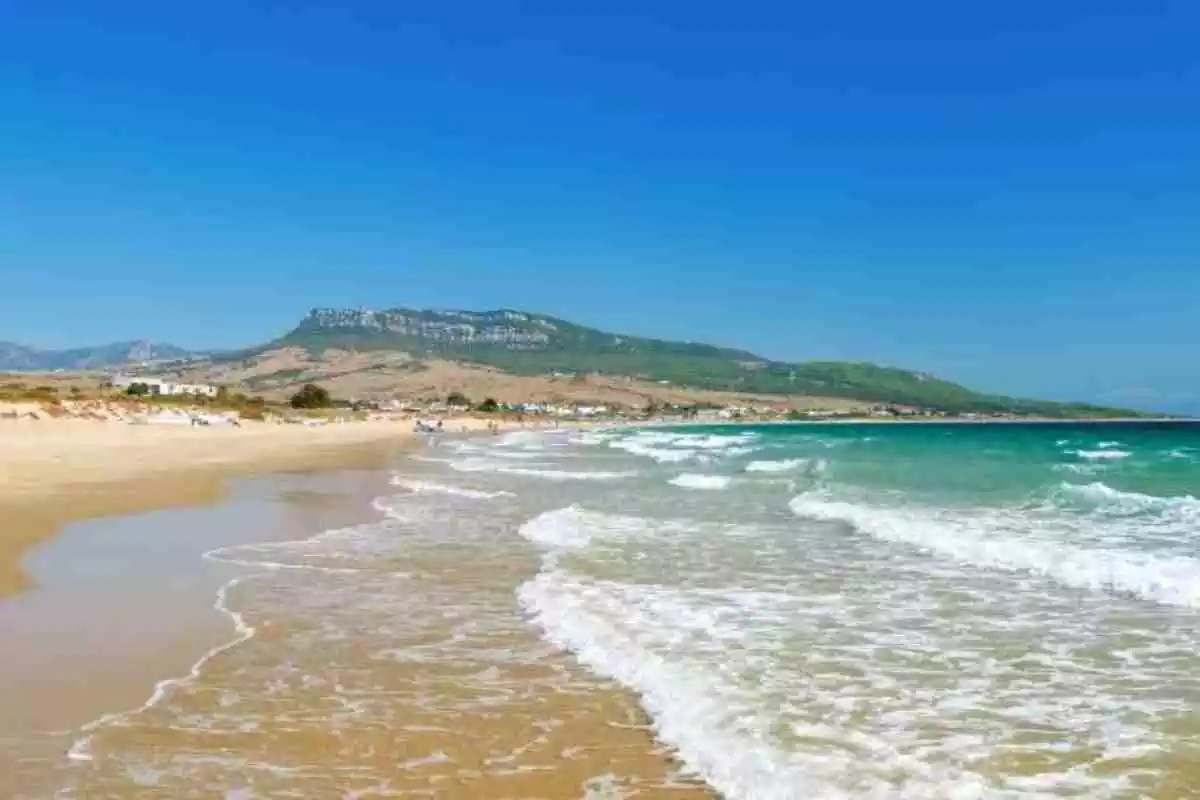 Playa de Tarifa en un día veraniego