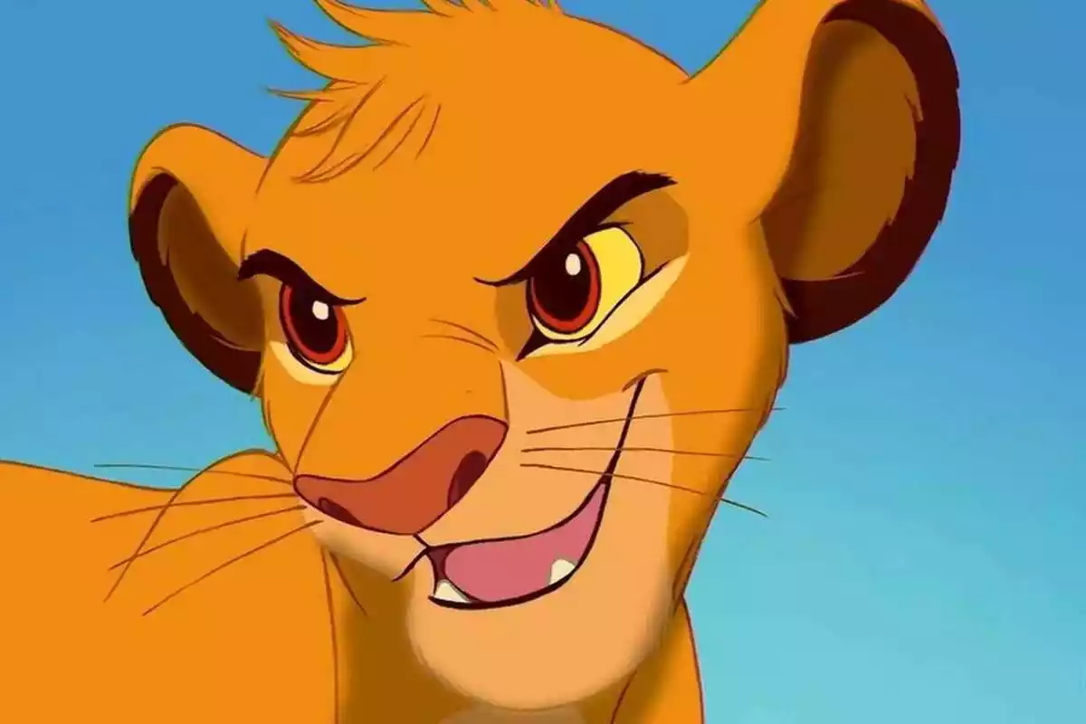 Fotograma de la película "El Rey León" en la que se ve al pequeño Simba sonriendo