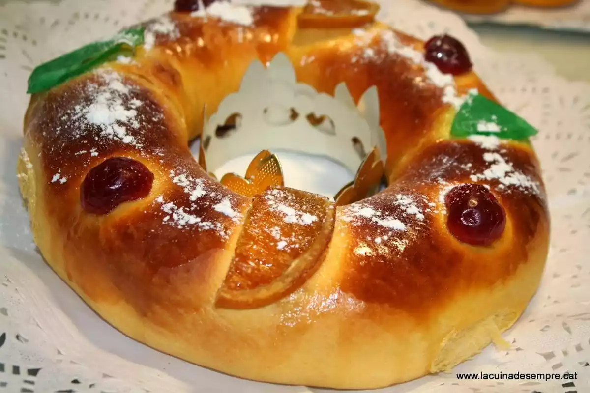 Primer plano de una Rosca de Reyes
